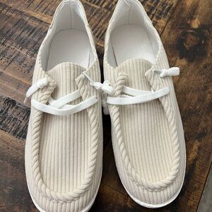 Women's Cream Casual Ribbed cross Cross Slip On Shoes